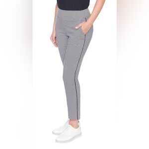 NWT- S.C. Golf Slim Ankle Ponte Pants in Black & White